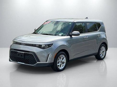 Certified 2024 Kia Soul LX w/ Option Group 015 FWD image 3