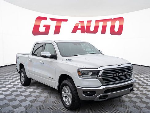 Used 2023 RAM 1500 Laramie AWD/4WD image 1