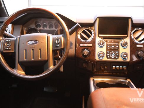 Used 2014 Ford F250 Platinum w/ FX4 Off-Road Package image 21
