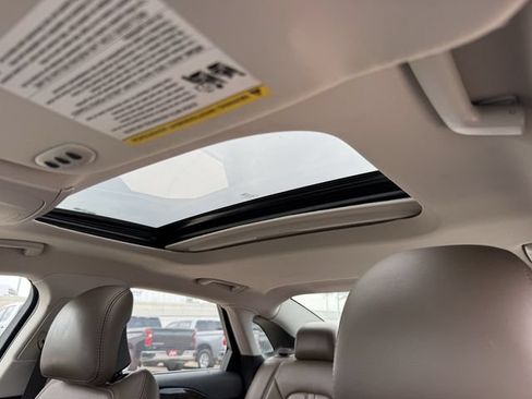 Used 2013 Lincoln MKZ FWD image 23