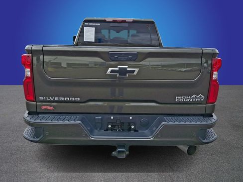 Used 2023 Chevrolet Silverado 3500 High Country AWD/4WD image 5