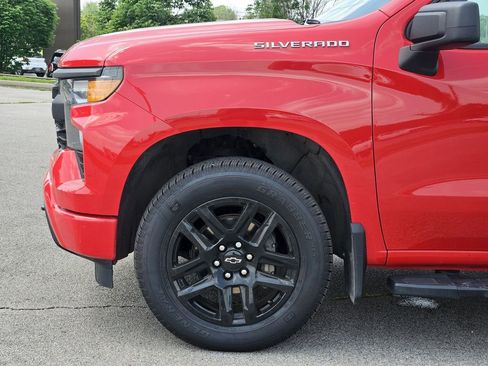 Used 2023 Chevrolet Silverado 1500 Custom AWD/4WD image 6