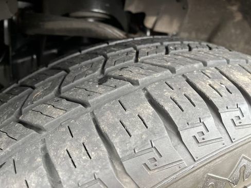 Used 2015 Ford F150 Lariat w/ Equipment Group 502A Luxury image 25