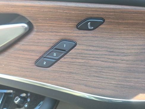 Used 2022 Jeep Grand Cherokee L Summit w/ Luxury Tech Group V AWD/4WD image 14