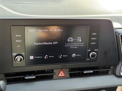 Used 2024 Kia Sportage LX image 16