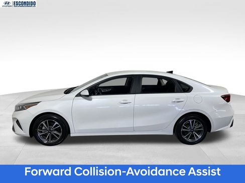 Used 2024 Kia Forte LXS FWD image 2