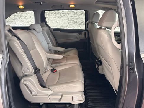 Used 2019 Honda Odyssey EX-L image 12