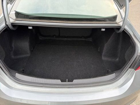 Used 2024 Chevrolet Malibu LT image 27