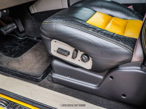 Used 2003 HUMMER H2 w/ Preferred Equipment Group image 60