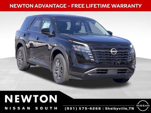 New 2026 Nissan Pathfinder S image 1