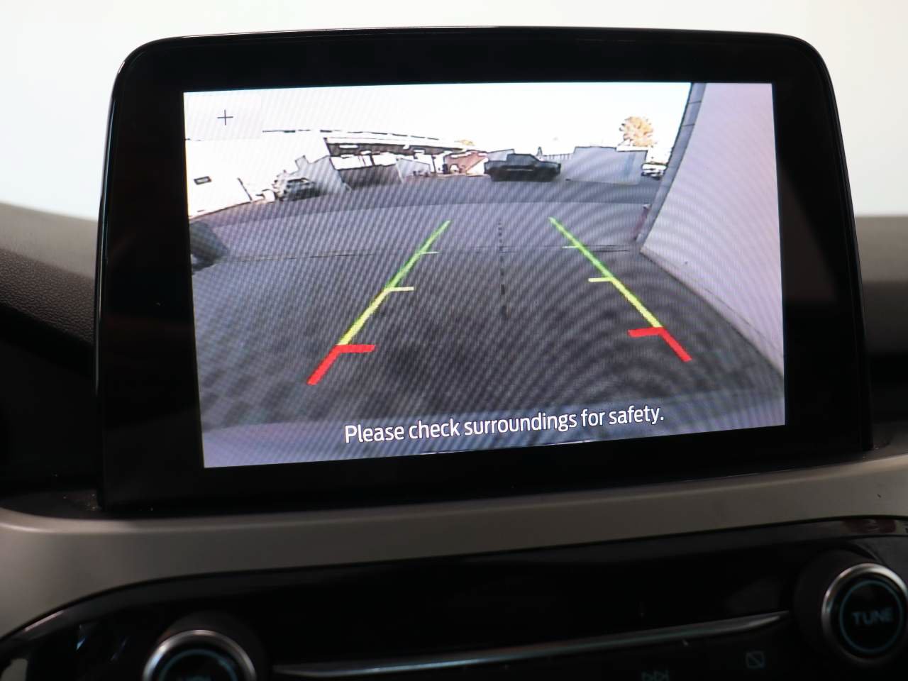 Used 2020 Ford Escape SE FWD image 12