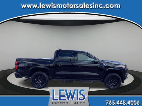 Used 2025 Chevrolet Colorado Z71 image 1