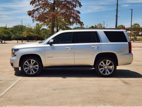 Used 2019 Chevrolet Tahoe LS RWD image 4