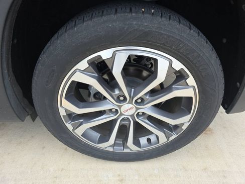 Used 2019 GMC Terrain SLT FWD image 9