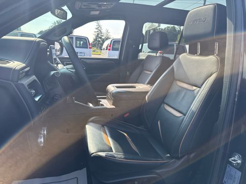 Certified 2024 GMC Yukon AT4 w/ Technology Package AWD/4WD image 11