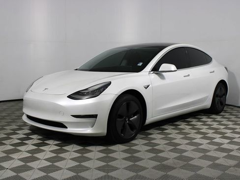 Used 2019 Tesla Model 3 Standard Range Plus image 23