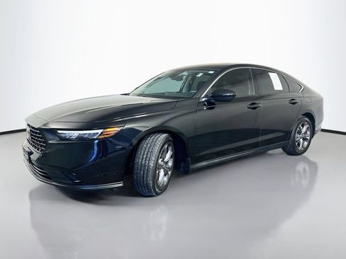 Used 2023 Honda Accord EX image 4