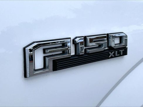 Used 2018 Ford F150 XLT w/ Equipment Group 302A Luxury image 9