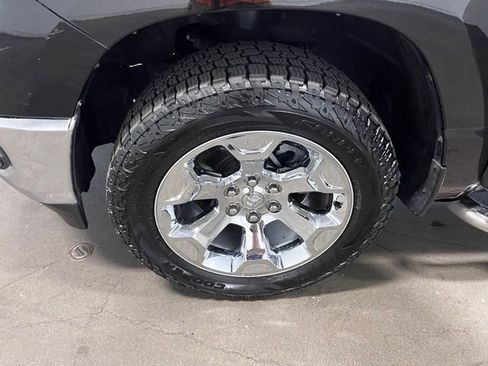 Used 2019 RAM 1500 Big Horn AWD/4WD image 29