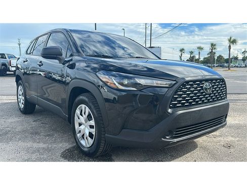 Used 2022 Toyota Corolla Cross L FWD image 7
