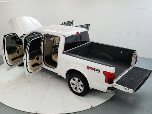 Used 2018 Ford F150 Lariat w/ Equipment Group 502A Luxury image 16