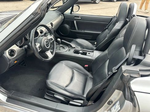 Used 2012 MAZDA MX-5 Miata Grand Touring w/ Premium Pkg image 12