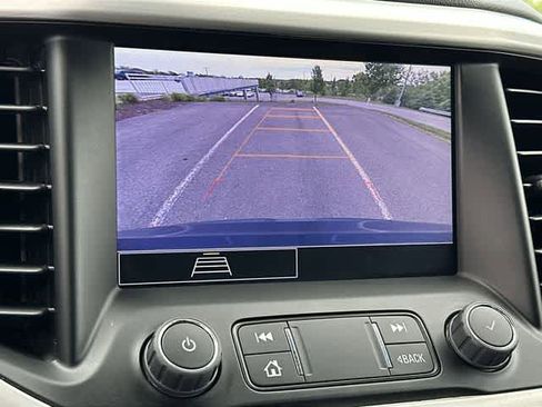 Used 2023 GMC Acadia SLE w/ Driver Convenience Package AWD/4WD image 13
