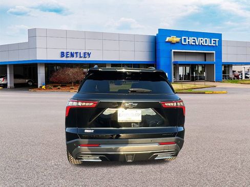 New 2026 Chevrolet Equinox ACTIV w/ Convenience Package III image 4