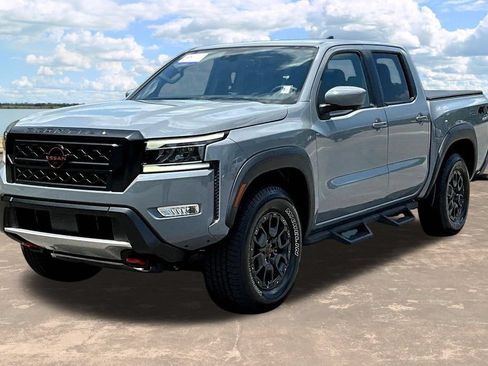 Used 2022 Nissan Frontier PRO-4X w/ Pro-4X Premium Package AWD/4WD image 4