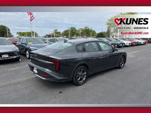 Used 2025 Kia K4 FWD image 4
