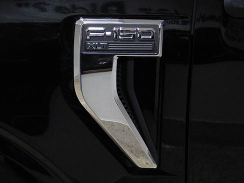 Used 2023 Ford F150 XLT w/ XTR Package image 18