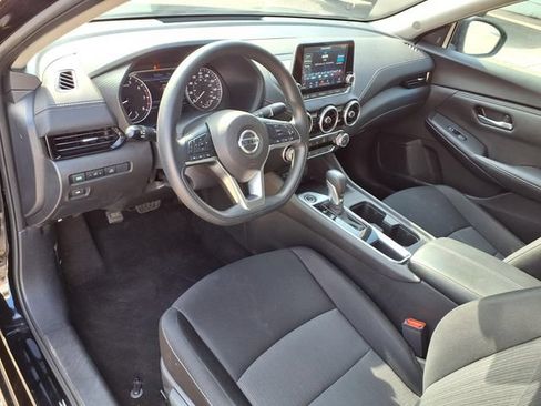 Used 2023 Nissan Sentra SV FWD image 4