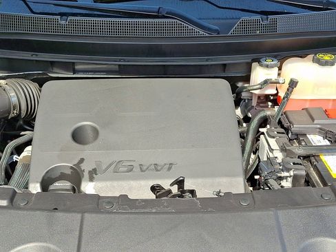 Used 2023 Chevrolet Traverse RS AWD/4WD image 32