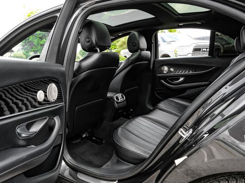 Used 2021 Mercedes-Benz E 350 4MATIC Sedan w/ Premium Package image 44