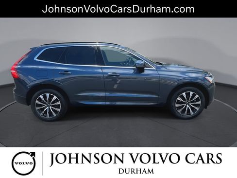 Used 2023 Volvo XC60 B5 Core w/ Climate Package AWD/4WD image 9