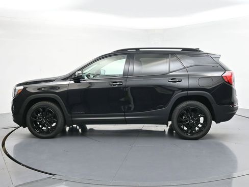Used 2020 GMC Terrain SLE w/ Driver Convenience Package AWD/4WD image 3