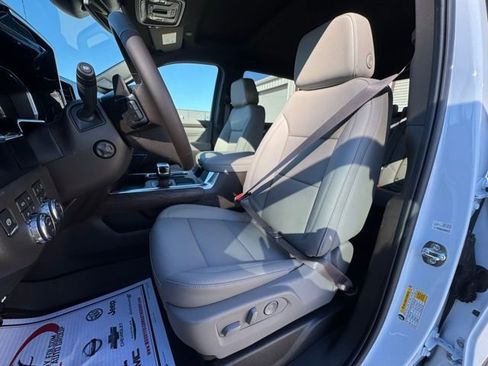 New 2026 GMC Sierra 1500 SLT w/ SLT Premium Plus Package image 15