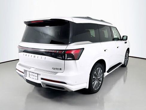 Used 2025 INFINITI QX80 Luxe w/ Exterior Package AWD/4WD image 9
