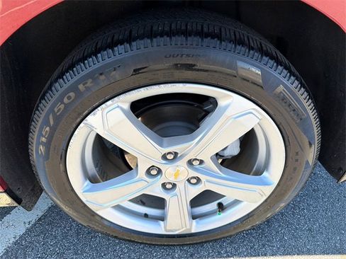 Used 2018 Chevrolet Volt LT image 19