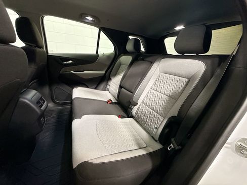 Used 2023 Chevrolet Equinox LT image 20