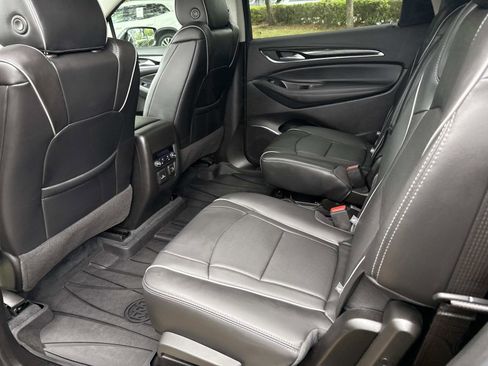 Used 2021 Buick Enclave Avenir w/ Avenir Technology Package FWD image 14