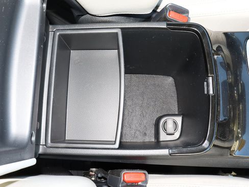 Used 2020 Kia Telluride EX image 28