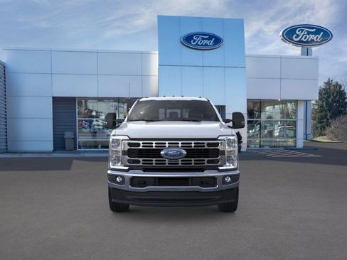 New 2026 Ford F350 XLT image 6