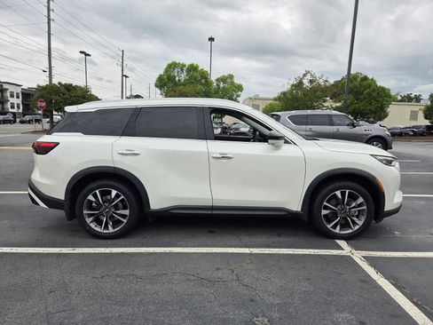 Used 2023 INFINITI QX60 Luxe FWD image 5