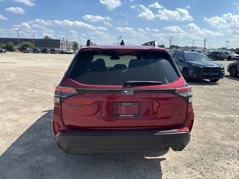 Used 2026 Subaru Forester Premium AWD/4WD image 13