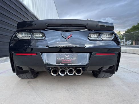 Used 2015 Chevrolet Corvette Z06 w/ 3LZ Preferred Equipment Group RWD image 35