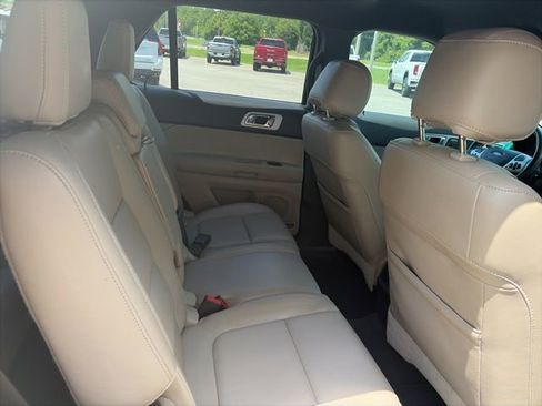 Used 2011 Ford Explorer Limited FWD image 18