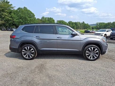 Certified 2022 Volkswagen Atlas SE w/ Panoramic Sunroof Package AWD/4WD image 9
