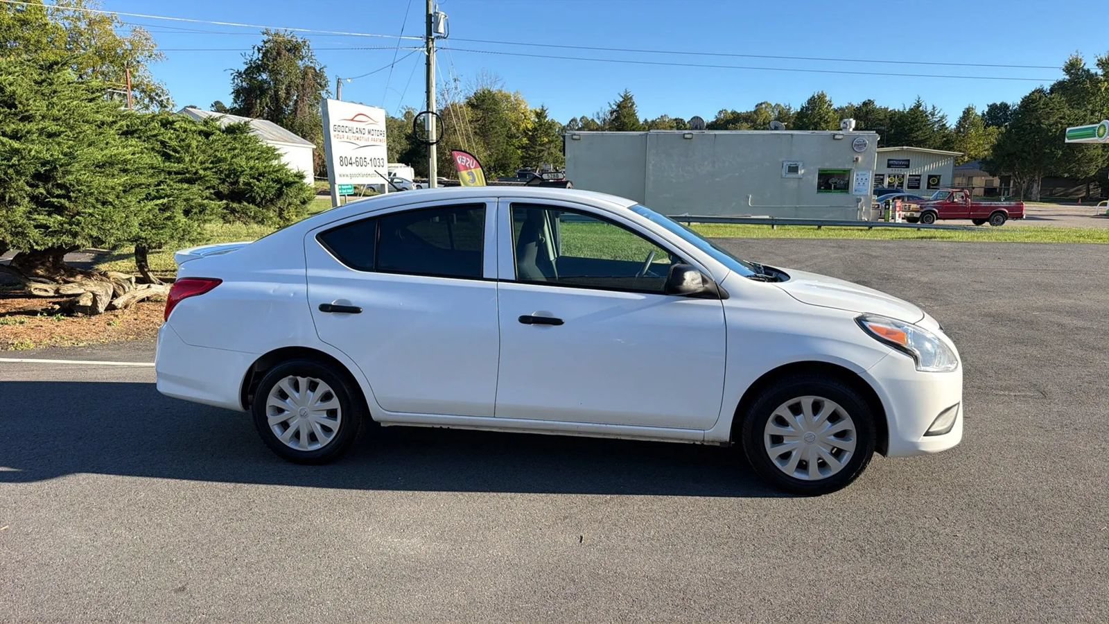 Used 2015 Nissan Versa S Plus FWD image 8