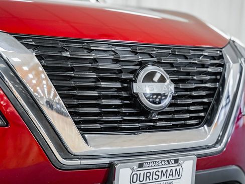 Used 2023 Nissan Rogue SL image 14